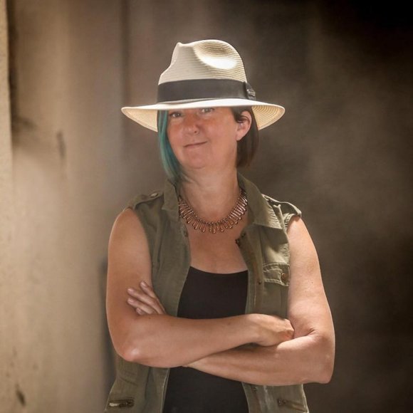 Meet your Posher, Sonja - Picture 3 of 4